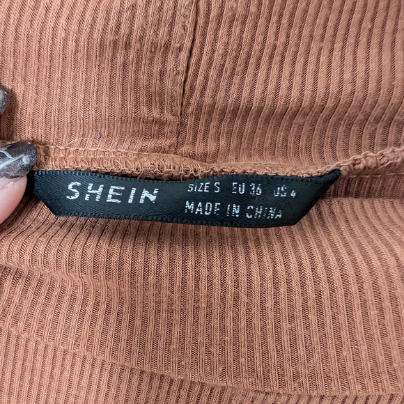 Rust Ribbed Short Sleeve Top - Picture 4 of 4